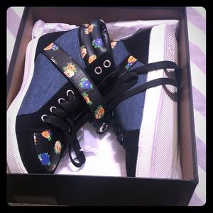 Coach  Pembroke Tea Rose High Top Sneakers